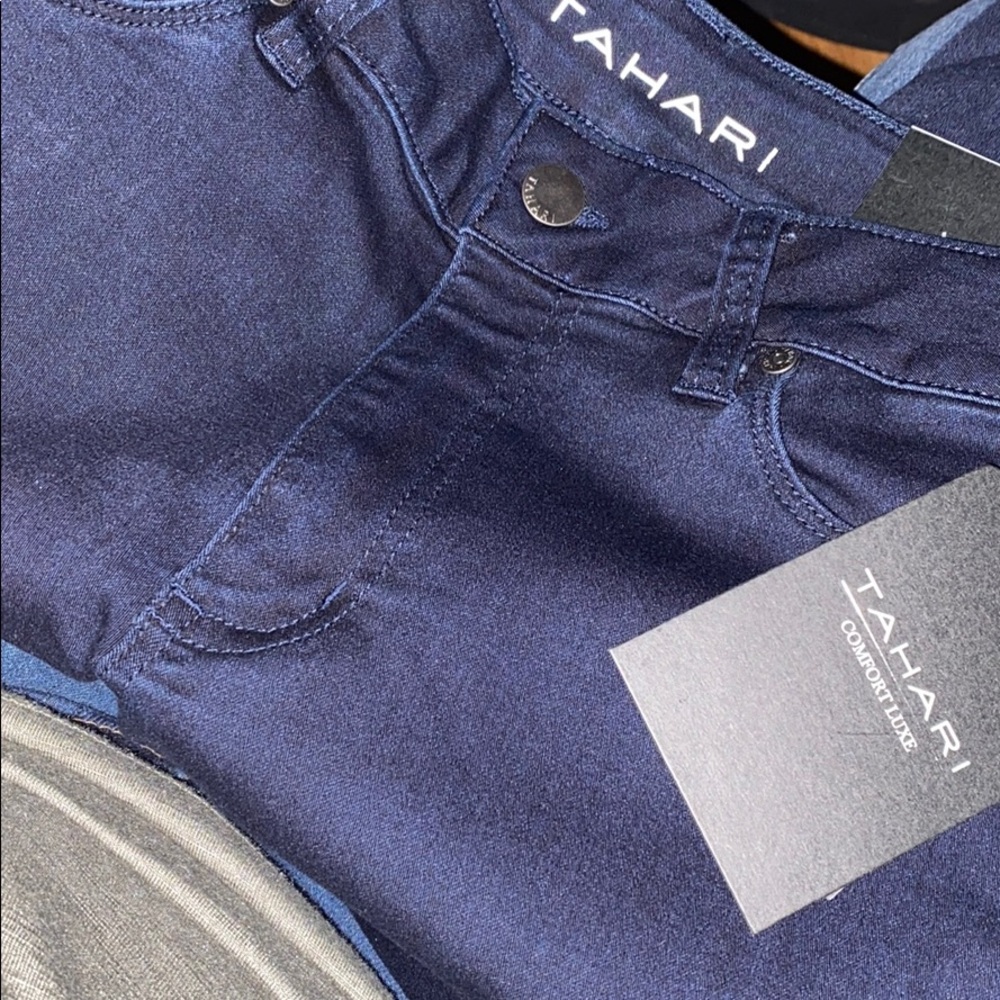 Tahari Jeans